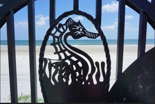 Seahorse Oceanfront Inn Neptune Beach Exterior photo